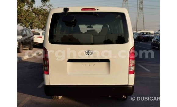 Sayi Imported Toyota Hiace White Mota in Import - Dubai a Ashanti Sayi Imported Toyota Hiace White Mota in Import - Dubai a Ashanti