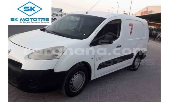 Sayi Imported Peugeot Partner White Mota in Import - Dubai a Ashanti Sayi Imported Peugeot Partner White Mota in Import - Dubai a Ashanti