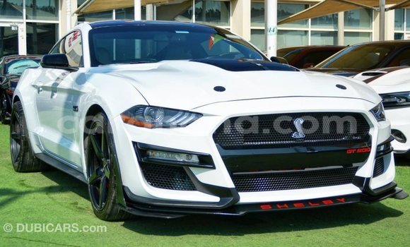 Ra Imported Ford Mustang funfun Ọkọ̀ in Import - Dubai ni Ashanti Ra Imported Ford Mustang funfun Ọkọ̀ in Import - Dubai ni Ashanti
