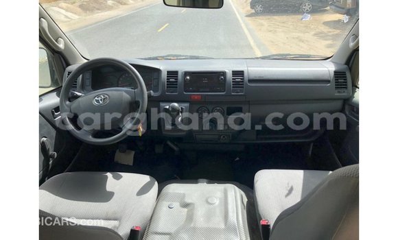 Ra Imported Toyota Hiace funfun Ọkọ̀ in Import - Dubai ni Ashanti Ra Imported Toyota Hiace funfun Ọkọ̀ in Import - Dubai ni Ashanti