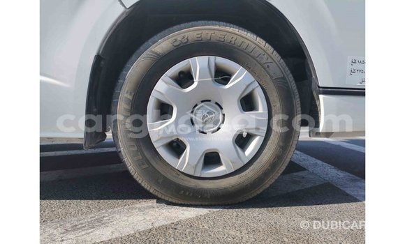 Ra Imported Toyota Hiace funfun Ọkọ̀ in Import - Dubai ni Ashanti Ra Imported Toyota Hiace funfun Ọkọ̀ in Import - Dubai ni Ashanti