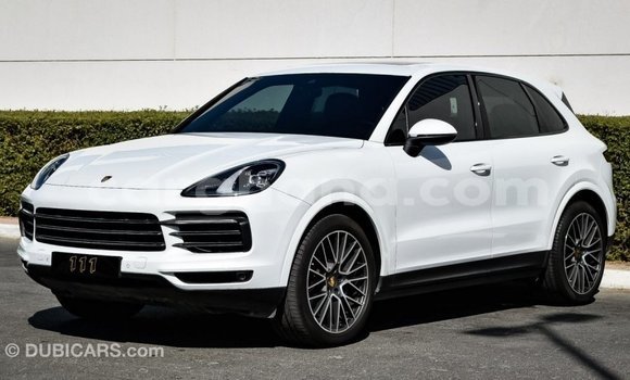 Buy Import Porsche Cayenne White Car in Import - Dubai in Ashanti Buy Import Porsche Cayenne White Car in Import - Dubai in Ashanti