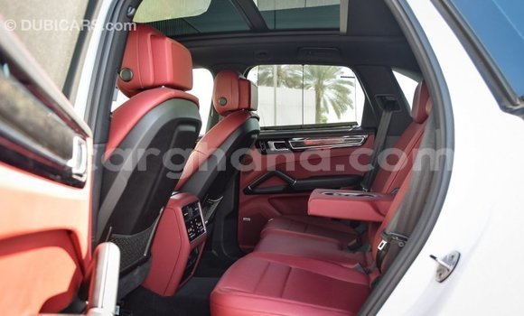 Buy Import Porsche Cayenne White Car in Import - Dubai in Ashanti Buy Import Porsche Cayenne White Car in Import - Dubai in Ashanti