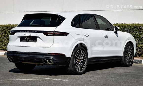 Buy Import Porsche Cayenne White Car in Import - Dubai in Ashanti Buy Import Porsche Cayenne White Car in Import - Dubai in Ashanti