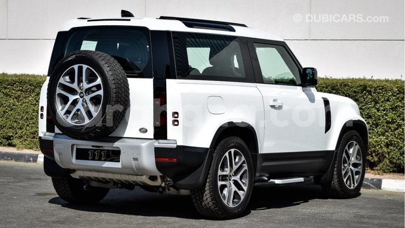 Big with watermark land rover defender ashanti import dubai 37734