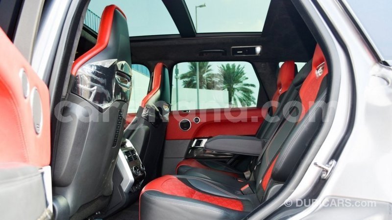 Big with watermark land rover range rover ashanti import dubai 37738