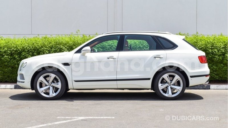 Big with watermark bentley bentayga ashanti import dubai 37745