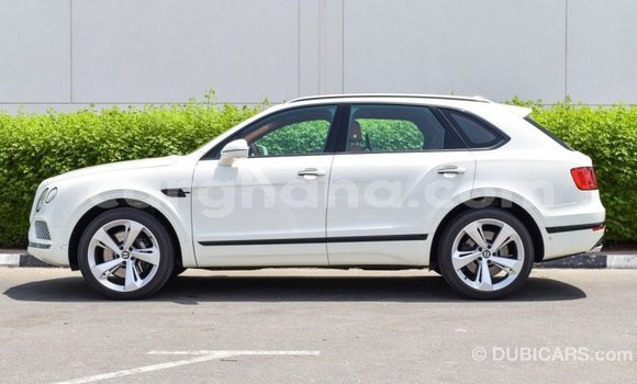 Buy Import Bentley Bentayga White Car in Import - Dubai in Ashanti Buy Import Bentley Bentayga White Car in Import - Dubai in Ashanti