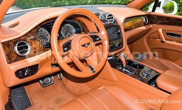 Buy Import Bentley Bentayga White Car in Import - Dubai in Ashanti Buy Import Bentley Bentayga White Car in Import - Dubai in Ashanti