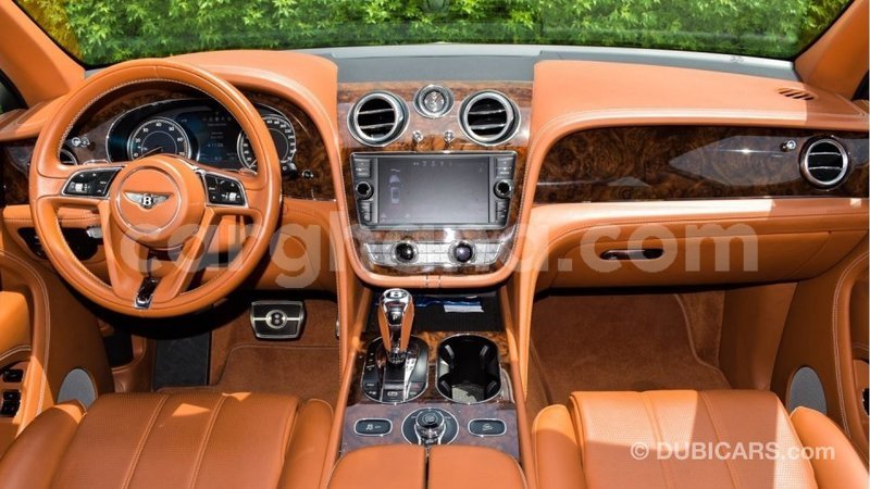 Big with watermark bentley bentayga ashanti import dubai 37745