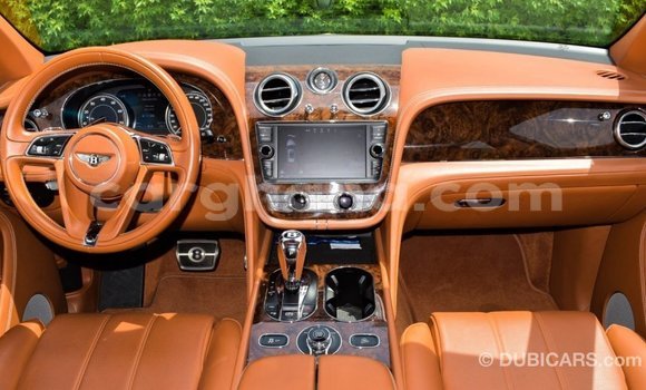 Buy Import Bentley Bentayga White Car in Import - Dubai in Ashanti Buy Import Bentley Bentayga White Car in Import - Dubai in Ashanti