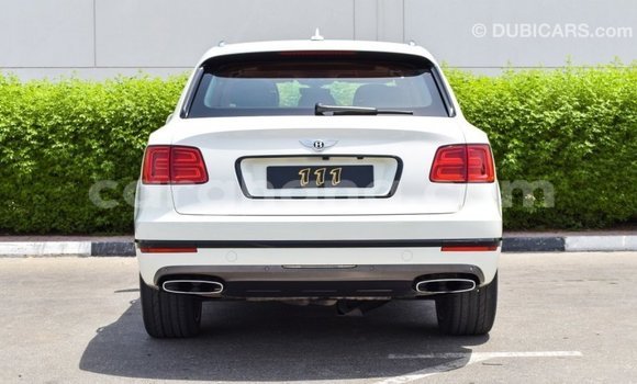 Buy Import Bentley Bentayga White Car in Import - Dubai in Ashanti Buy Import Bentley Bentayga White Car in Import - Dubai in Ashanti
