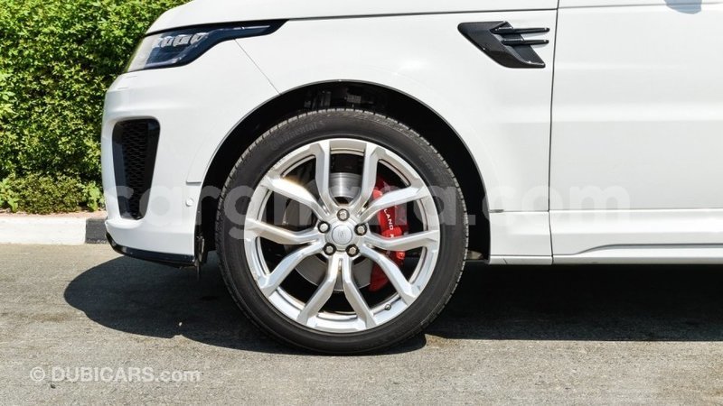 Big with watermark land rover range rover ashanti import dubai 37750