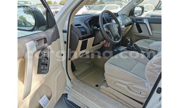Ra Imported Toyota Prado funfun Ọkọ̀ in Import - Dubai ni Ashanti Ra Imported Toyota Prado funfun Ọkọ̀ in Import - Dubai ni Ashanti