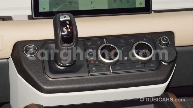 Big with watermark land rover defender ashanti import dubai 37763