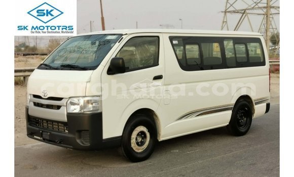 Buy Import Toyota Hiace White Car in Import - Dubai in Ashanti