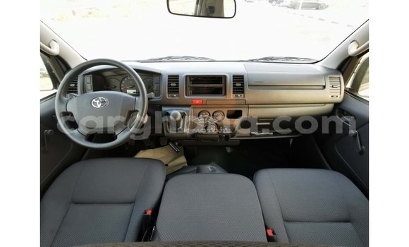 Buy Import Toyota Hiace White Car in Import - Dubai in Ashanti Buy Import Toyota Hiace White Car in Import - Dubai in Ashanti