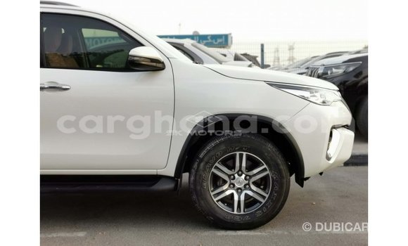 Buy Import Toyota Fortuner White Car in Import - Dubai in Ashanti Buy Import Toyota Fortuner White Car in Import - Dubai in Ashanti