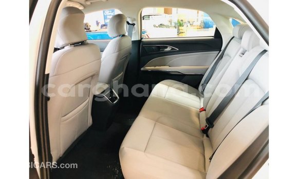 Sayi Imported Ford Taurus White Mota in Import - Dubai a Ashanti Sayi Imported Ford Taurus White Mota in Import - Dubai a Ashanti