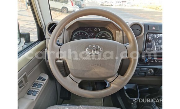 Ra Imported Toyota Land Cruiser Alagara Ọkọ̀ in Import - Dubai ni Ashanti Ra Imported Toyota Land Cruiser Alagara Ọkọ̀ in Import - Dubai ni Ashanti