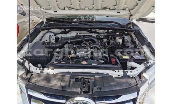Ra Imported Toyota Fortuner funfun Ọkọ̀ in Import - Dubai ni Ashanti Ra Imported Toyota Fortuner funfun Ọkọ̀ in Import - Dubai ni Ashanti