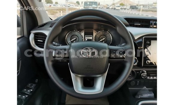 Ra Imported Toyota Hilux funfun Ọkọ̀ in Import - Dubai ni Ashanti Ra Imported Toyota Hilux funfun Ọkọ̀ in Import - Dubai ni Ashanti