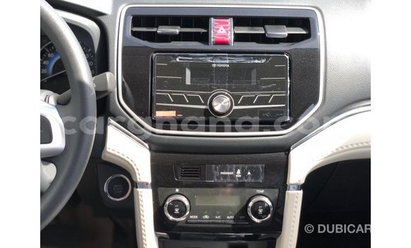 Sayi Imported Toyota Rush White Mota in Import - Dubai a Ashanti Sayi Imported Toyota Rush White Mota in Import - Dubai a Ashanti