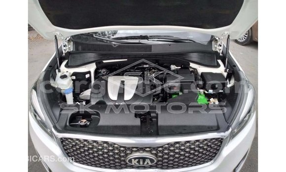 Ra Imported Kia Sorento funfun Ọkọ̀ in Import - Dubai ni Ashanti Ra Imported Kia Sorento funfun Ọkọ̀ in Import - Dubai ni Ashanti