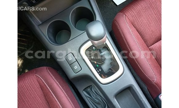 Ra Imported Toyota Hilux funfun Ọkọ̀ in Import - Dubai ni Ashanti Ra Imported Toyota Hilux funfun Ọkọ̀ in Import - Dubai ni Ashanti