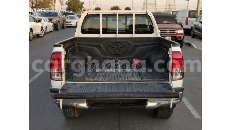 Big with watermark toyota hilux ashanti import dubai 37846