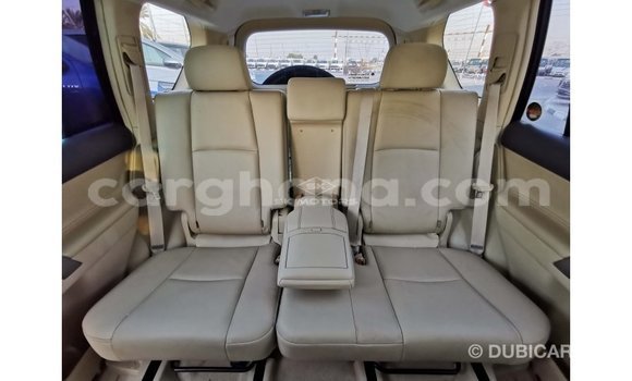 Sayi Imported Toyota Prado White Mota in Import - Dubai a Ashanti Sayi Imported Toyota Prado White Mota in Import - Dubai a Ashanti