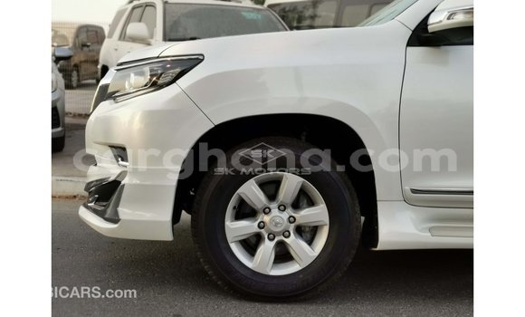 Sayi Imported Toyota Prado White Mota in Import - Dubai a Ashanti Sayi Imported Toyota Prado White Mota in Import - Dubai a Ashanti