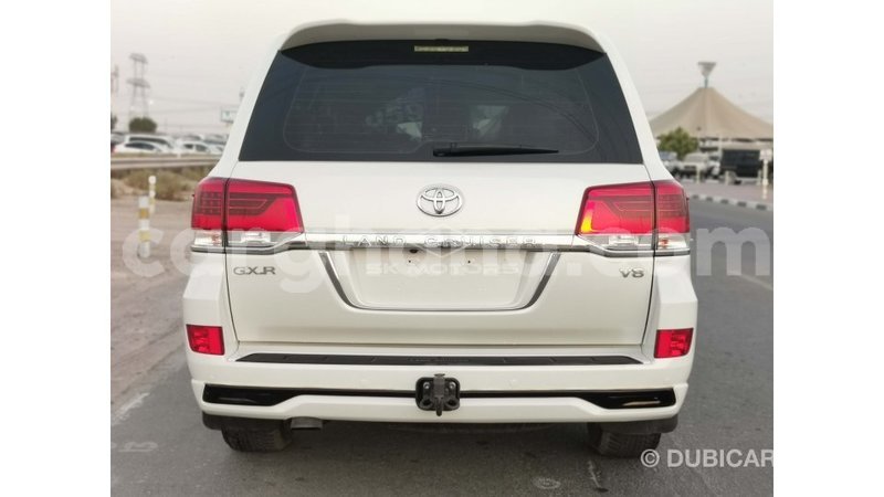 Big with watermark toyota land cruiser ashanti import dubai 37856