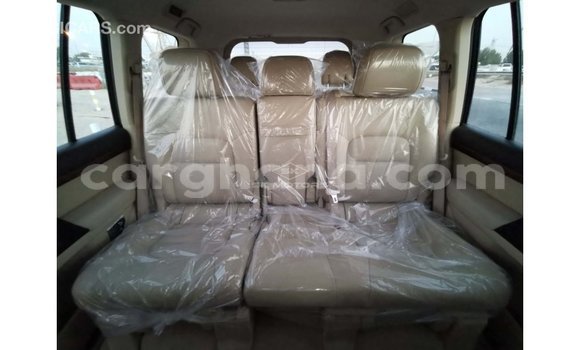 Sayi Imported Toyota Land Cruiser White Mota in Import - Dubai a Ashanti Sayi Imported Toyota Land Cruiser White Mota in Import - Dubai a Ashanti