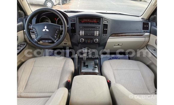 Ra Imported Mitsubishi Pajero funfun Ọkọ̀ in Import - Dubai ni Ashanti Ra Imported Mitsubishi Pajero funfun Ọkọ̀ in Import - Dubai ni Ashanti