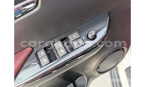 Sayi Imported Toyota Hilux White Mota in Import - Dubai a Ashanti Sayi Imported Toyota Hilux White Mota in Import - Dubai a Ashanti