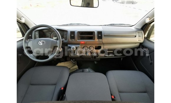 Buy Import Toyota Hiace White Car in Import - Dubai in Ashanti Buy Import Toyota Hiace White Car in Import - Dubai in Ashanti