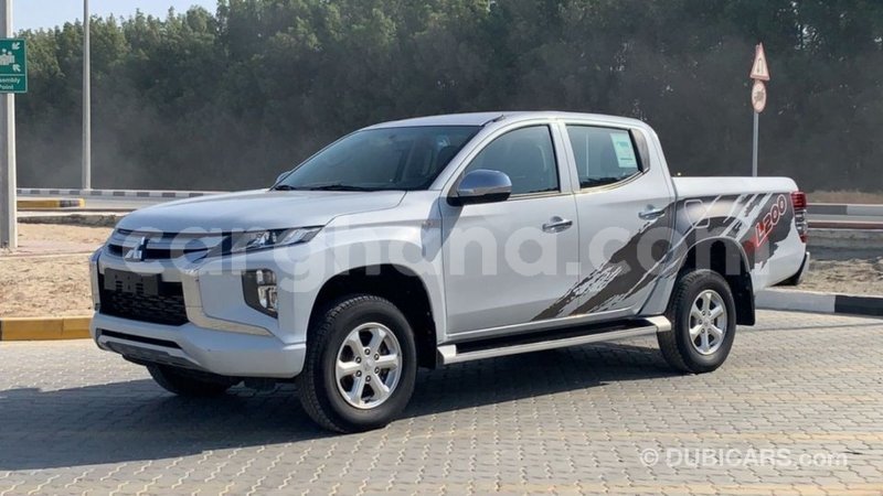 Big with watermark mitsubishi l200 ashanti import dubai 37876