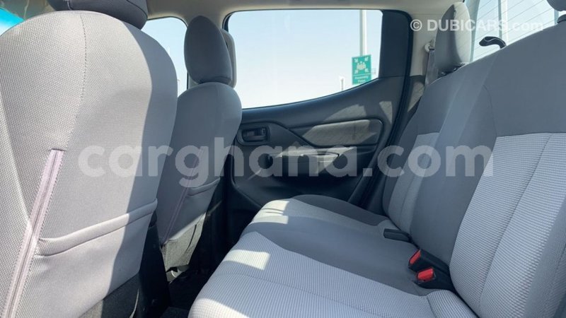 Big with watermark mitsubishi l200 ashanti import dubai 37876