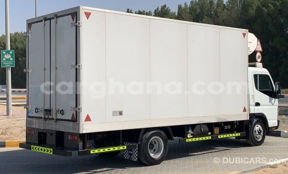 Ra Imported Mitsubishi Carisma funfun Ọkọ̀ in Import - Dubai ni Ashanti Ra Imported Mitsubishi Carisma funfun Ọkọ̀ in Import - Dubai ni Ashanti