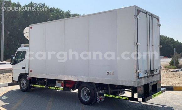 Ra Imported Mitsubishi Carisma funfun Ọkọ̀ in Import - Dubai ni Ashanti Ra Imported Mitsubishi Carisma funfun Ọkọ̀ in Import - Dubai ni Ashanti