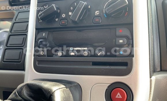 Ra Imported Mitsubishi Carisma funfun Ọkọ̀ in Import - Dubai ni Ashanti Ra Imported Mitsubishi Carisma funfun Ọkọ̀ in Import - Dubai ni Ashanti