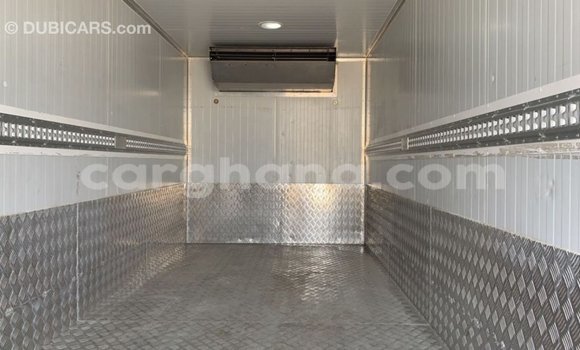 Ra Imported Mitsubishi Carisma funfun Ọkọ̀ in Import - Dubai ni Ashanti Ra Imported Mitsubishi Carisma funfun Ọkọ̀ in Import - Dubai ni Ashanti