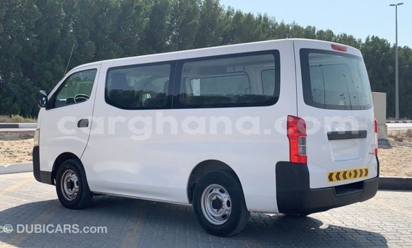 Ra Imported Mitsubishi Fuso funfun Ọkọ̀ akẹ́rù ńlá in Import - Dubai ni Ashanti Ra Imported Mitsubishi Fuso funfun Ọkọ̀ akẹ́rù ńlá in Import - Dubai ni Ashanti
