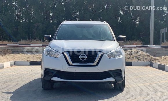 Ra Imported Nissan Evalia funfun Ọkọ̀ akẹ́rù ńlá in Import - Dubai ni Ashanti Ra Imported Nissan Evalia funfun Ọkọ̀ akẹ́rù ńlá in Import - Dubai ni Ashanti