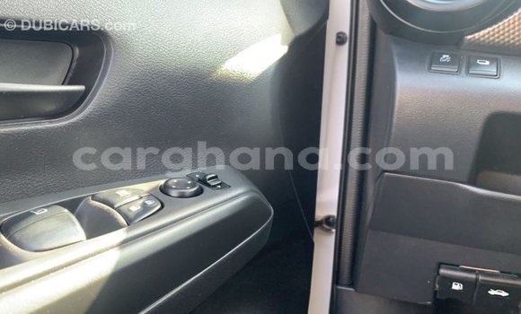Ra Imported Nissan Evalia funfun Ọkọ̀ akẹ́rù ńlá in Import - Dubai ni Ashanti Ra Imported Nissan Evalia funfun Ọkọ̀ akẹ́rù ńlá in Import - Dubai ni Ashanti