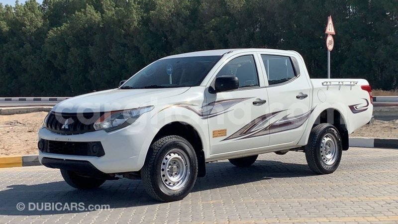 Big with watermark mitsubishi l200 ashanti import dubai 37883