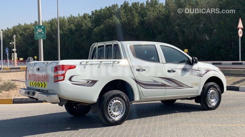 Big with watermark mitsubishi l200 ashanti import dubai 37883