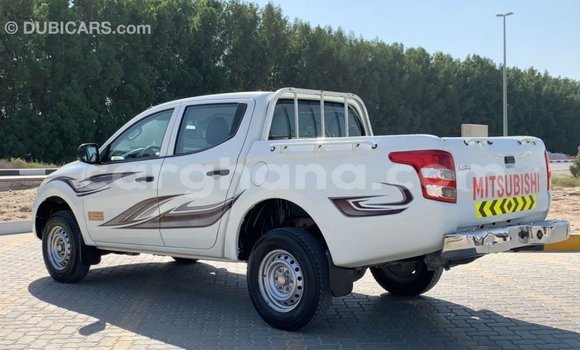 Buy Import Mitsubishi L200 White Car in Import - Dubai in Ashanti Buy Import Mitsubishi L200 White Car in Import - Dubai in Ashanti
