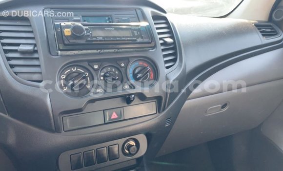 Buy Import Mitsubishi L200 White Car in Import - Dubai in Ashanti Buy Import Mitsubishi L200 White Car in Import - Dubai in Ashanti